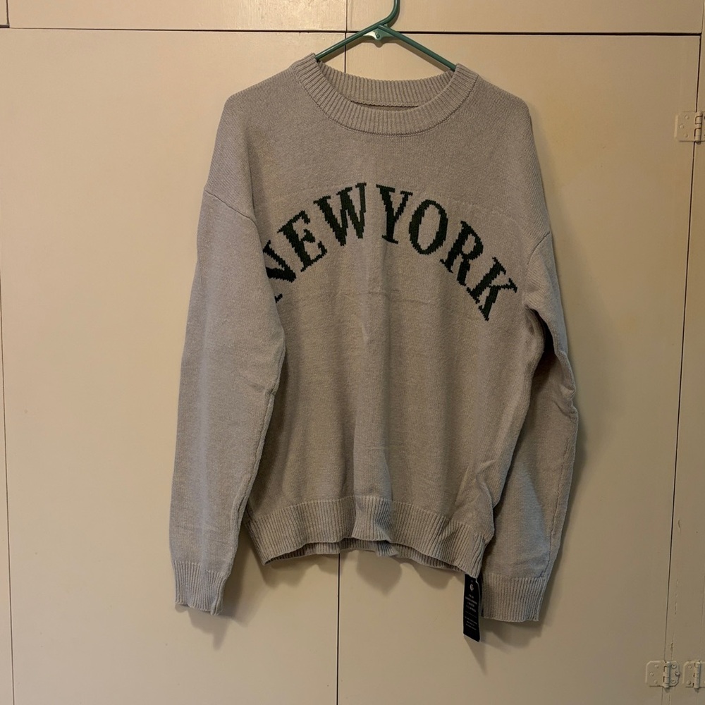 NWT Gray Sweater with New York Text